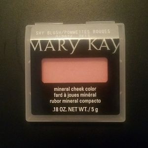 Mary Kay Mineral Cheek Color. -shy blush-
